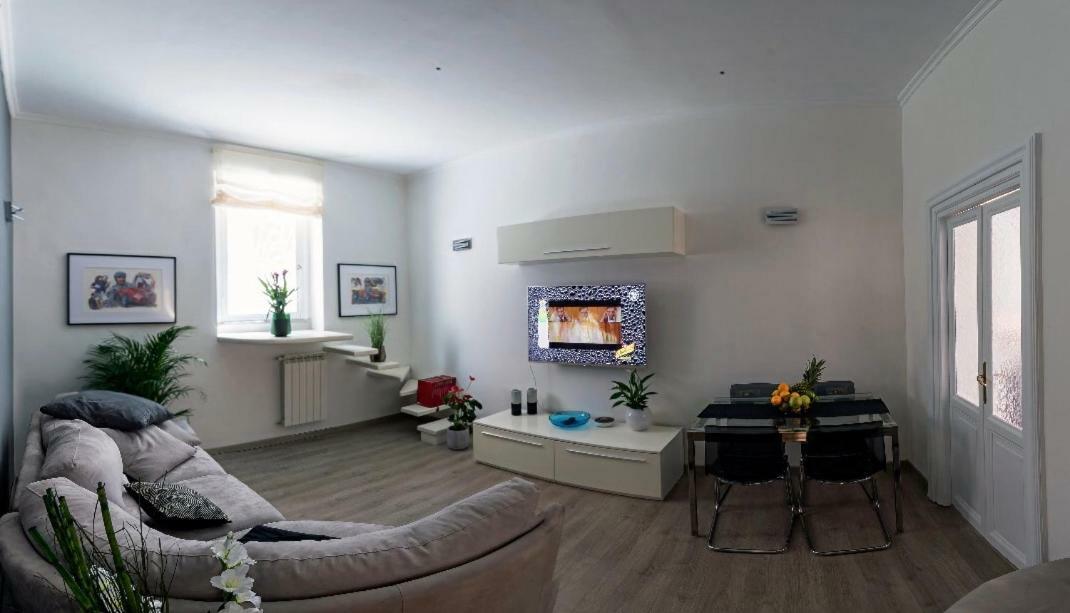 Spanish Steps 3 Bedrooms Cozy,Elegant And Central Roma Dış mekan fotoğraf